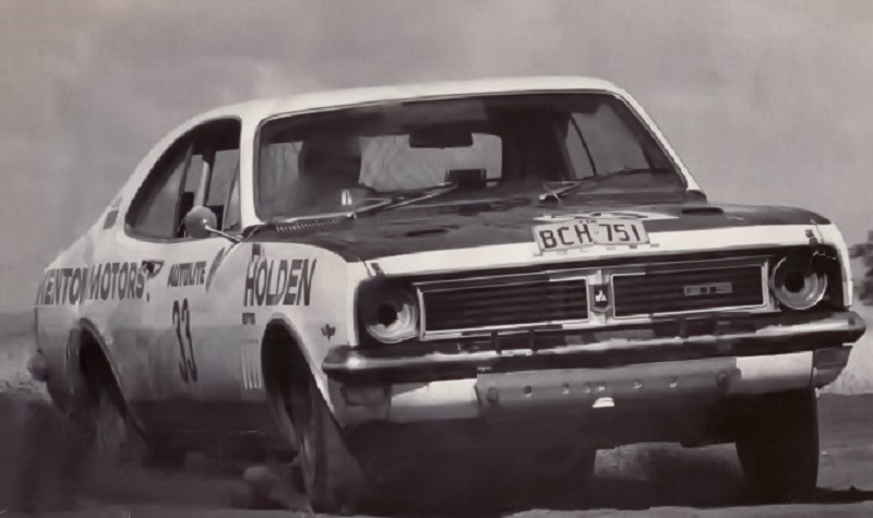 Mike Mitchell at Calder Rallycross 1971 in his Ex-Barry Ferguson HDT 350 Monaro